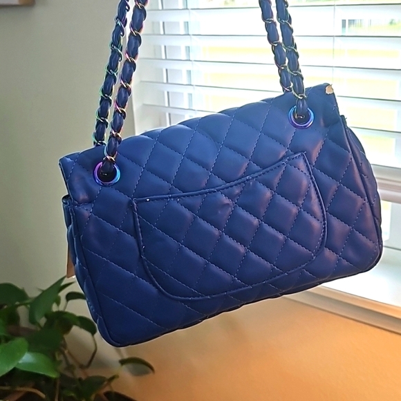 3AM Forever Blue Quilted Chain Shoulder Bag - Picture 2 of 4
